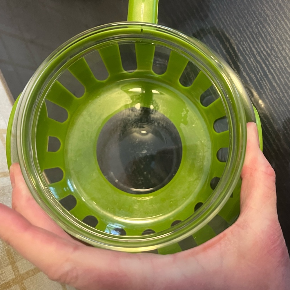 Microwave Popcorn Popper 3-in-1 Lid Measures Kernels and Melts Butter, BPA free - Picture 4 of 7